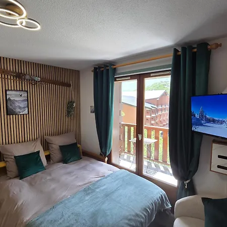 Val Thorens, Ski-in Ski-out 1 Bedroom For 4 With Fiber, South-facing & Mountain Views Val Thorens